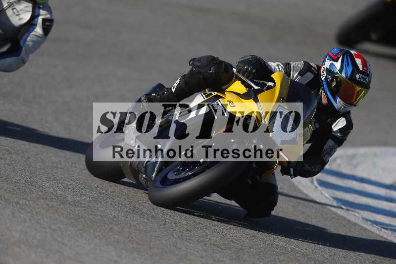 /Archiv-2024/02 29.01.-02.02.2024 Moto Center Thun Jerez/Gruppe gruen-green/251